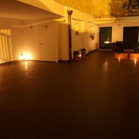 Casa Vacanza L'Alloro 2 Матера Экстерьер фото